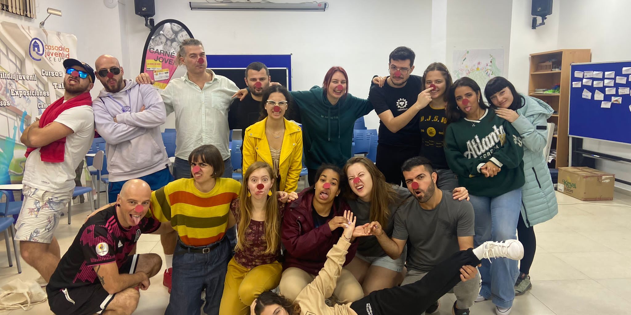 Clown-workshop-with-youth-workers-23